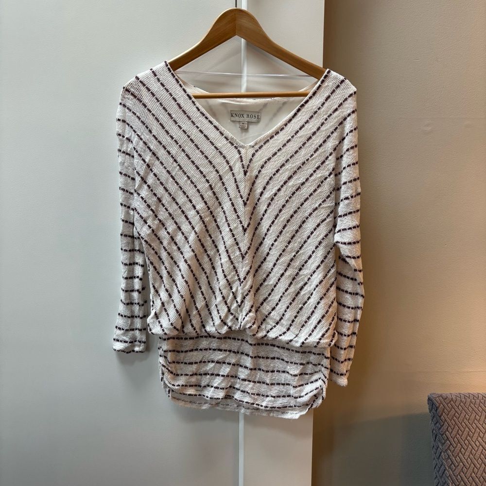 Knox Rose Chevron Stripe Textured Knit Top – Size M